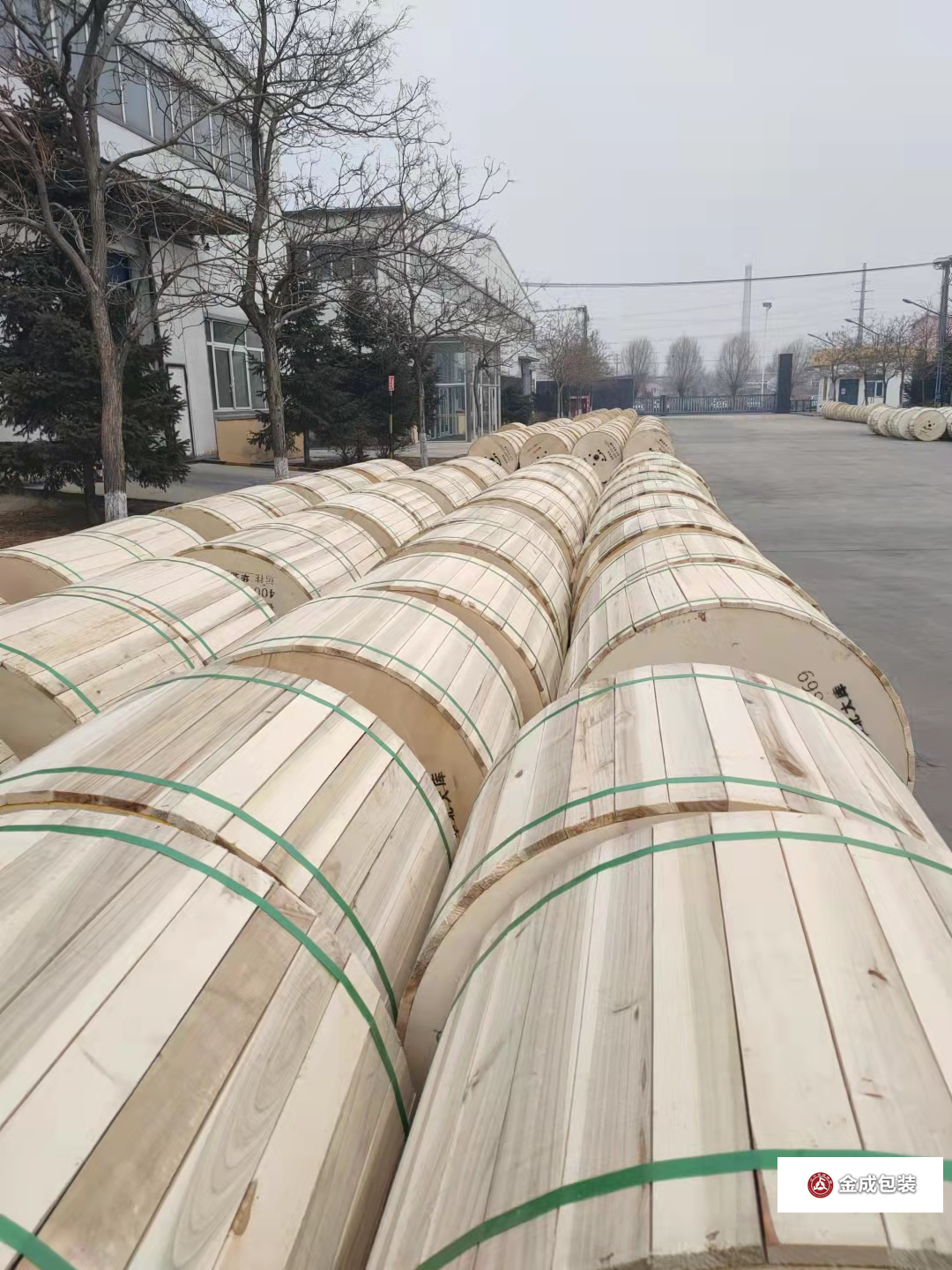 膠合闆(pǎn)光纜盤3