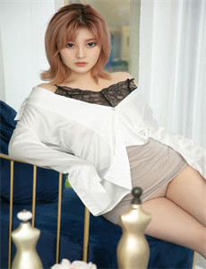 胸大的姑娘