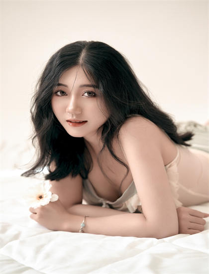 《与世界的最后一眼相遇》的技术突破：特效技术实现技术创新提升观影体验 提升电影工业的技术水平